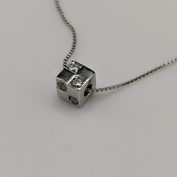 Cz Sterling Silver 925 Cube Pendant Necklace - Picture 2 of 11